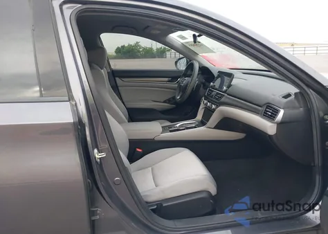 2019 Honda Accord Hybrid z USA, uszkodzony, nr VIN 1HGCV3F17KA019711
